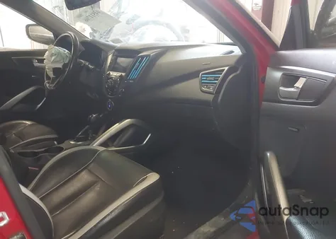 2013 Hyundai Veloster Turbo W/Black z USA, uszkodzony, nr VIN KMHTC6AE1DU115332